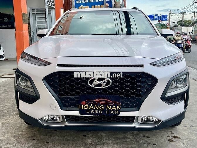 Hyundai Kona 2020 AT bản tiêu chuẩn Trắng