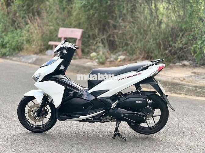 Airbalde 125 Trắng Đen Full New Leng Keng Có Góp🎉🎉