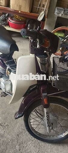 Honda Dream Tím trắng