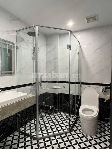 Chính chủ cho thuê nhà mới xây 7 Tầng,Thang Máy Tại: Khương Đình,TX