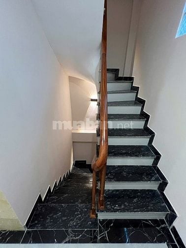 Chính chủ cho thuê nhà mới xây 7 Tầng,Thang Máy Tại: Khương Đình,TX