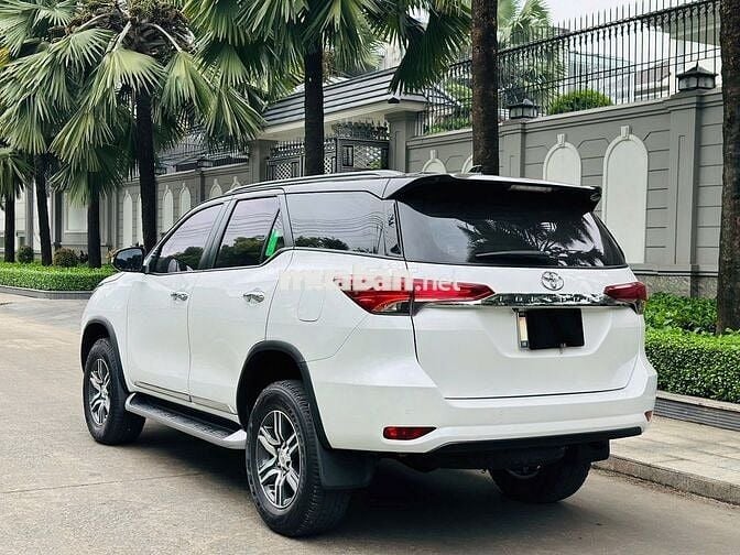 Toyota Fortuner Dầu 2.4 4x2 AT 2022 - 68000 km