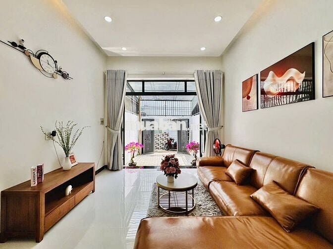 NHÀ PHỐ ĐƯỜNG QUANG TRUNG, P14, GV, CM 65M2 3PN 5.9 TỶ (SÂN ĐỂ XE MÁY)