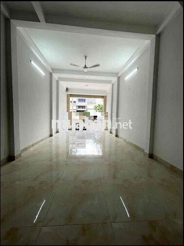 Mặt tiền Lạc Long Quân, Q11. Trệt 3 Lầu, 6PN 4WC, 4.5x18m, 32 triệu