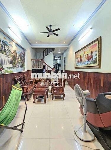 NHÀ 4 TẦNG CÓ SÂN THƯƠNG 149M2 MẶT TIỀN ĐƯỜNG PHAN ĐĂNG LƯU TIỆN KD