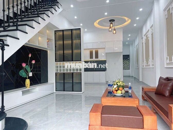 Bán nhà hiệp Thành Thủ Dầu Một. Sau lưng nhà thờ chánh thiện . 4 tỷ 2