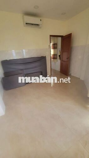 5PN, 4WC. Hẻm xe hơi Lãnh Binh Thăng - Tuệ Tĩnh, Q11. DT: 4.5x14m