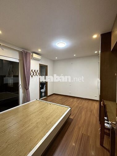 Siêu Hot - Golden Palace - Mễ Trì 117m2 3PN đồ cơ bản đẹp chỉ 16tr/th