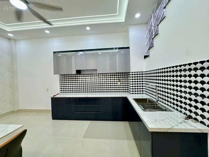 SUẤT ĐẶC BIỆT ! CHỈ 3Tỷ150- SỞ HỮU NHÀ Đ. NGUYỄN ĐÌNH CHIỂU - P5- Q3