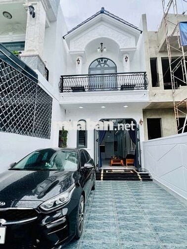 Bán nhà hiệp Thành Thủ Dầu Một. Sau lưng nhà thờ chánh thiện . 4 tỷ 2