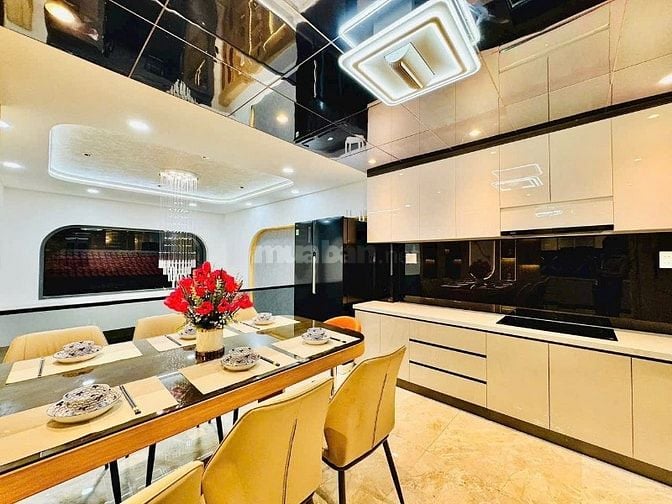 Cần bán gấp nhà 45m² đường Phùng Văn Cung, P7, Phú Nhuận. Xây 5 tầng