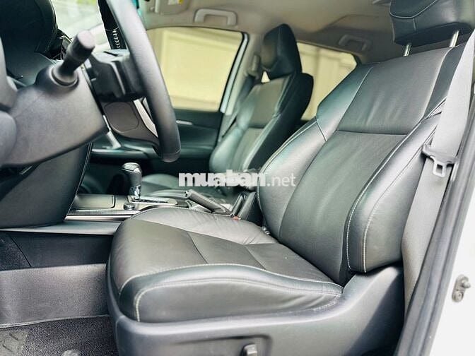 Toyota Fortuner Dầu 2.4 4x2 AT 2022 - 68000 km