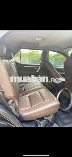 Toyota Fortuner 2018 2.4 máy dầu 45000 km Đen