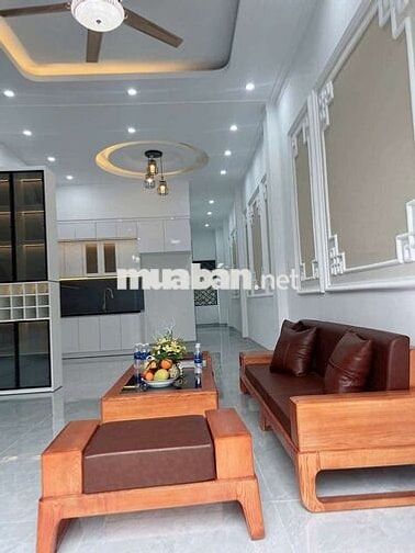 Bán nhà hiệp Thành Thủ Dầu Một. Sau lưng nhà thờ chánh thiện . 4 tỷ 2