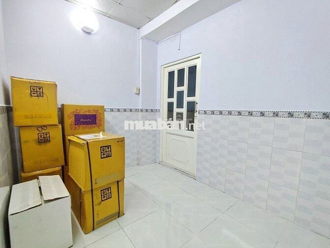 Nhà 2 tầng hẻm 3m Võ Trường Toản P12 Q5. Nhà đẹp ở ngay, hẻm an ninh.