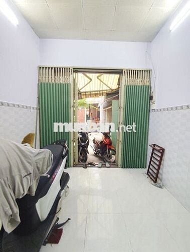 Nhà 2 tầng hẻm 3m Võ Trường Toản P12 Q5. Nhà đẹp ở ngay, hẻm an ninh.