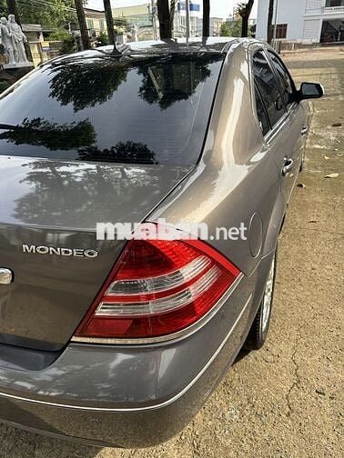 Ford Mondeo 2004 2.5 AT xe rất đẹp