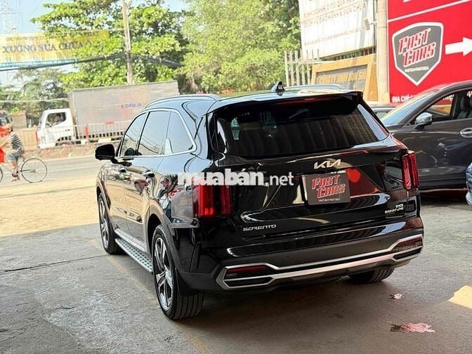 Kia Sorento 2024 Signature 2.5 AT AWD - 16000 km