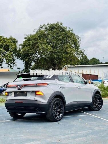 VinFast VF6 PLUS trả trước chưa đến 100tr nhận xe