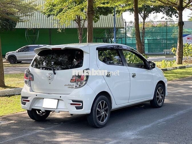 Toyota Wigo 1.2AT màu Trắng 37.000km