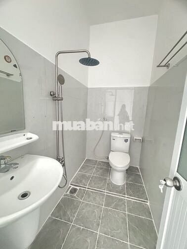 NHÀ ĐẸP 3 TẦNG, 3PN, NGUYỄN VĂN CÔNG, GẦN SÂN BAY, HẺM 3M, GIÁ 7.2 TỶ