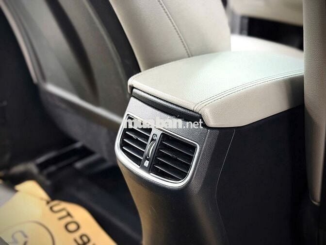 Hyundai Elantra 2018 1.6 AT GLS - 70,000 km cọp.