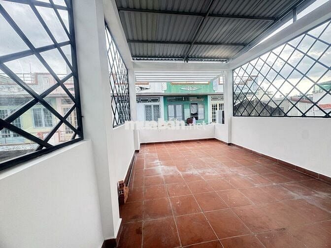 NHÀ ĐẸP 3 TẦNG, 3PN, NGUYỄN VĂN CÔNG, GẦN SÂN BAY, HẺM 3M, GIÁ 7.2 TỶ