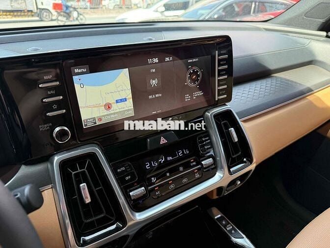 Kia Sorento 2024 Signature 2.5 AT AWD - 16000 km