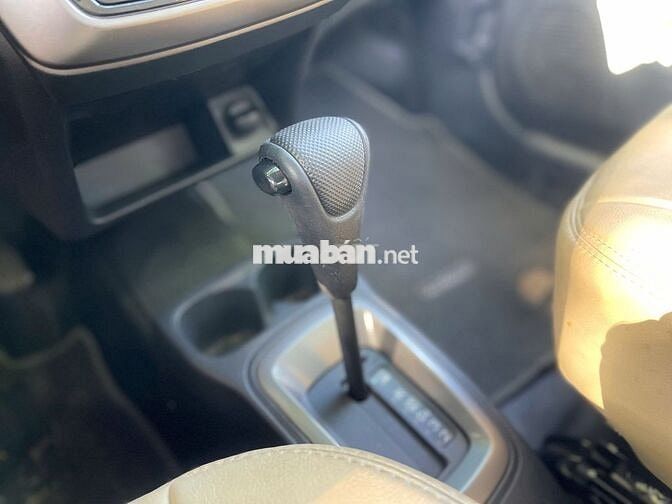 Toyota Wigo 1.2AT màu Trắng 37.000km