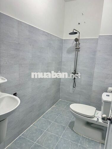 NHÀ ĐẸP 3 TẦNG, 3PN, NGUYỄN VĂN CÔNG, GẦN SÂN BAY, HẺM 3M, GIÁ 7.2 TỶ