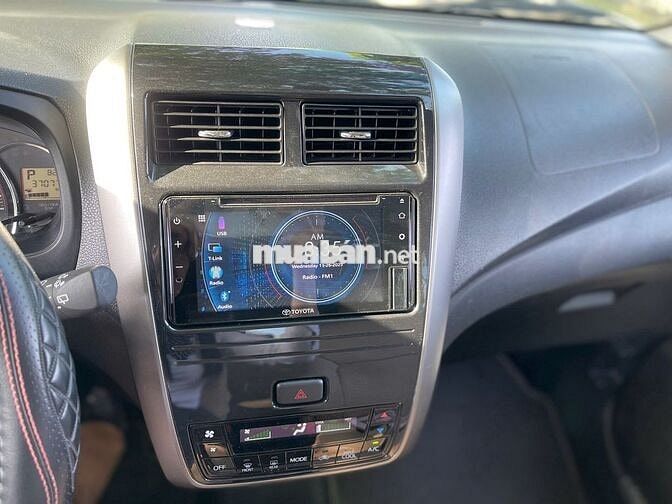 Toyota Wigo 1.2AT màu Trắng 37.000km