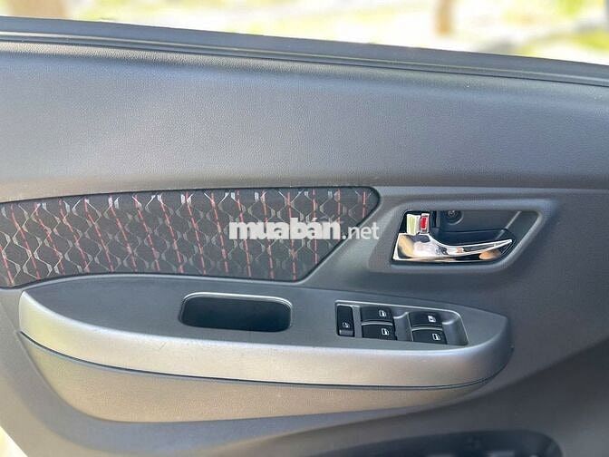 Toyota Wigo 1.2AT màu Trắng 37.000km