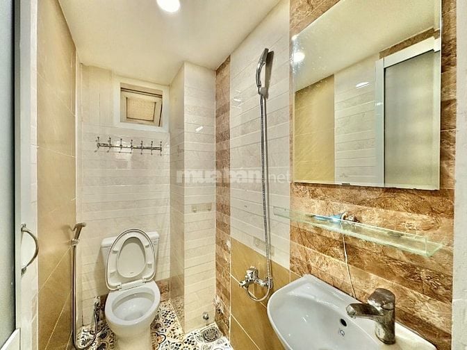 Phòng căn hộ siêu đẹp 1 phòng ngủ, PK đủ nội thất gần Cầu Kiệu Q1