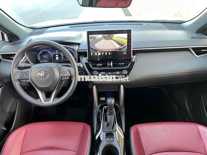 Toyota Corolla Cross HEV Trắng