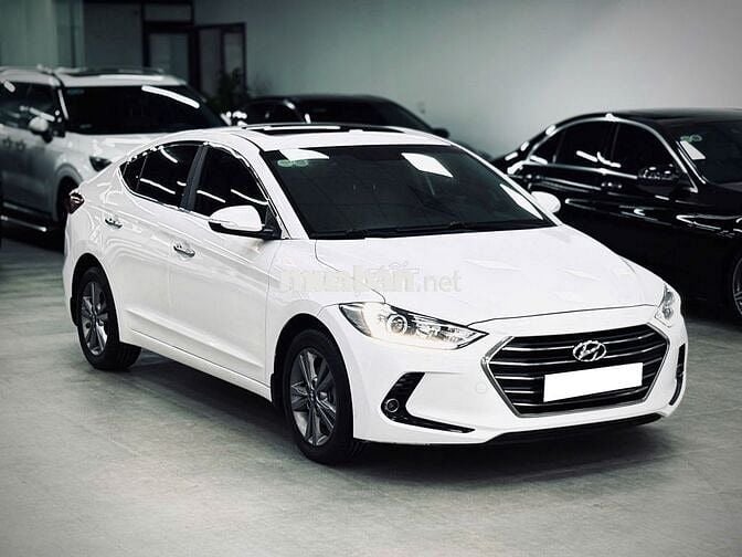 Hyundai Elantra 2018 1.6 AT GLS - 70,000 km cọp.