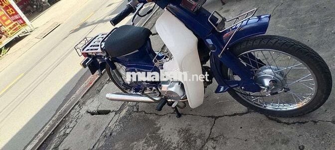 Honda Cúp 50 Xanh Trắng