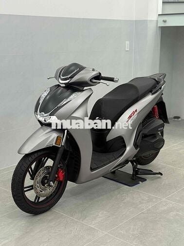 Sh350i 2023 xám bạc lướt 3000km