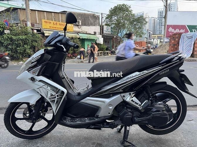 Yamaha Nouvo Trắng đen