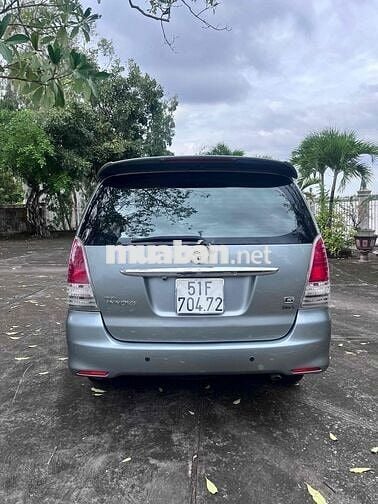 Innova 2011 GSR 7 ghê- odo 107n km.cuc đep