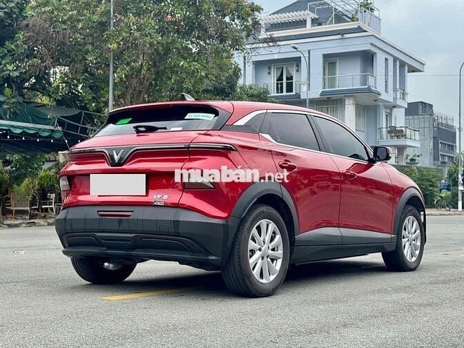 VinFast VF6 2025 Eco - 16.000 km sơn zin 100% keng