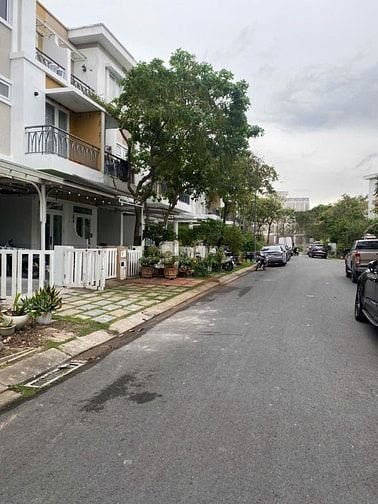 Chính chủ bán nhà khu Lovera Park Khang Điền Bình Chánh