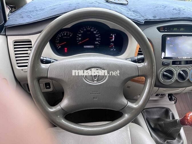 Innova 2011 GSR 7 ghê- odo 107n km.cuc đep