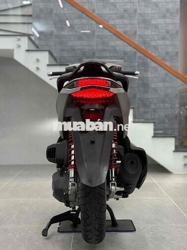 Sh350i 2023 xám bạc lướt 3000km