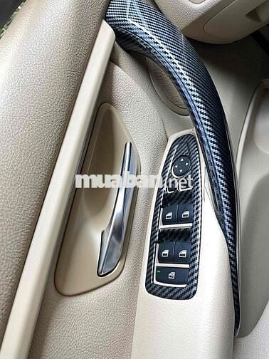 BMW 320i đời 2012 series 3 màu đen nội thất kem