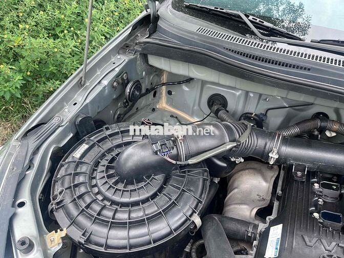 Innova 2011 GSR 7 ghê- odo 107n km.cuc đep