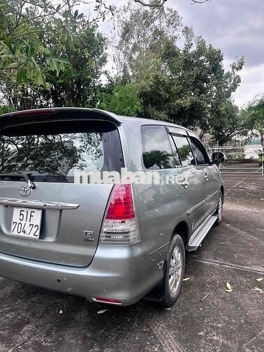 Innova 2011 GSR 7 ghê- odo 107n km.cuc đep