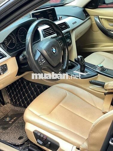 BMW 320i đời 2012 series 3 màu đen nội thất kem