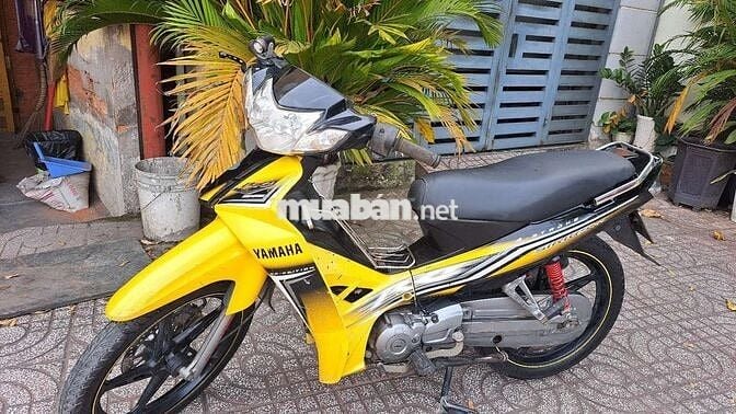 Yamaha Sirius RC Bản đặc biệt màu Vàng