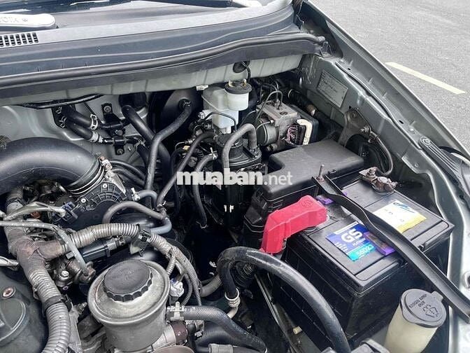 Innova 2011 GSR 7 ghê- odo 107n km.cuc đep