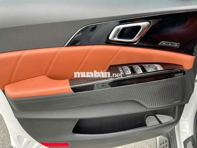 Kia Carnival 2023 Signature 2.2D Lên 100tr đồ chơi